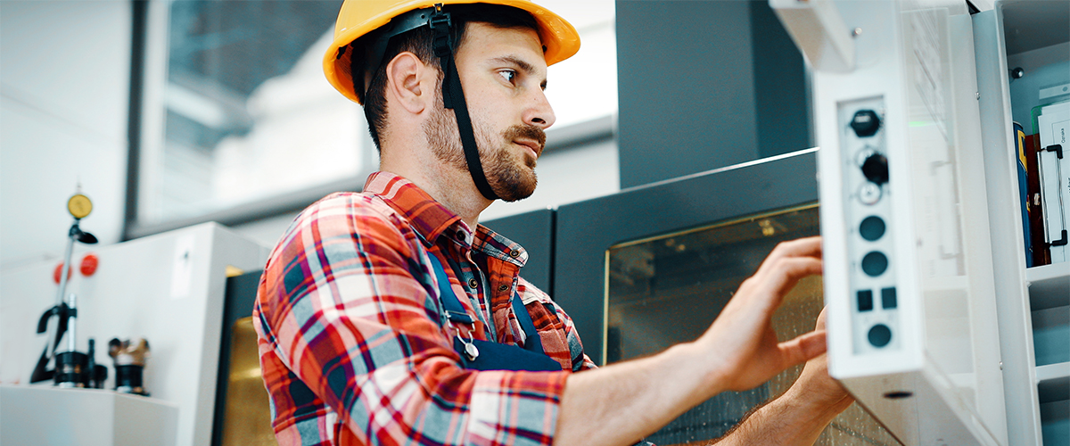 manufacturing-technician-header Manufacturing Technician