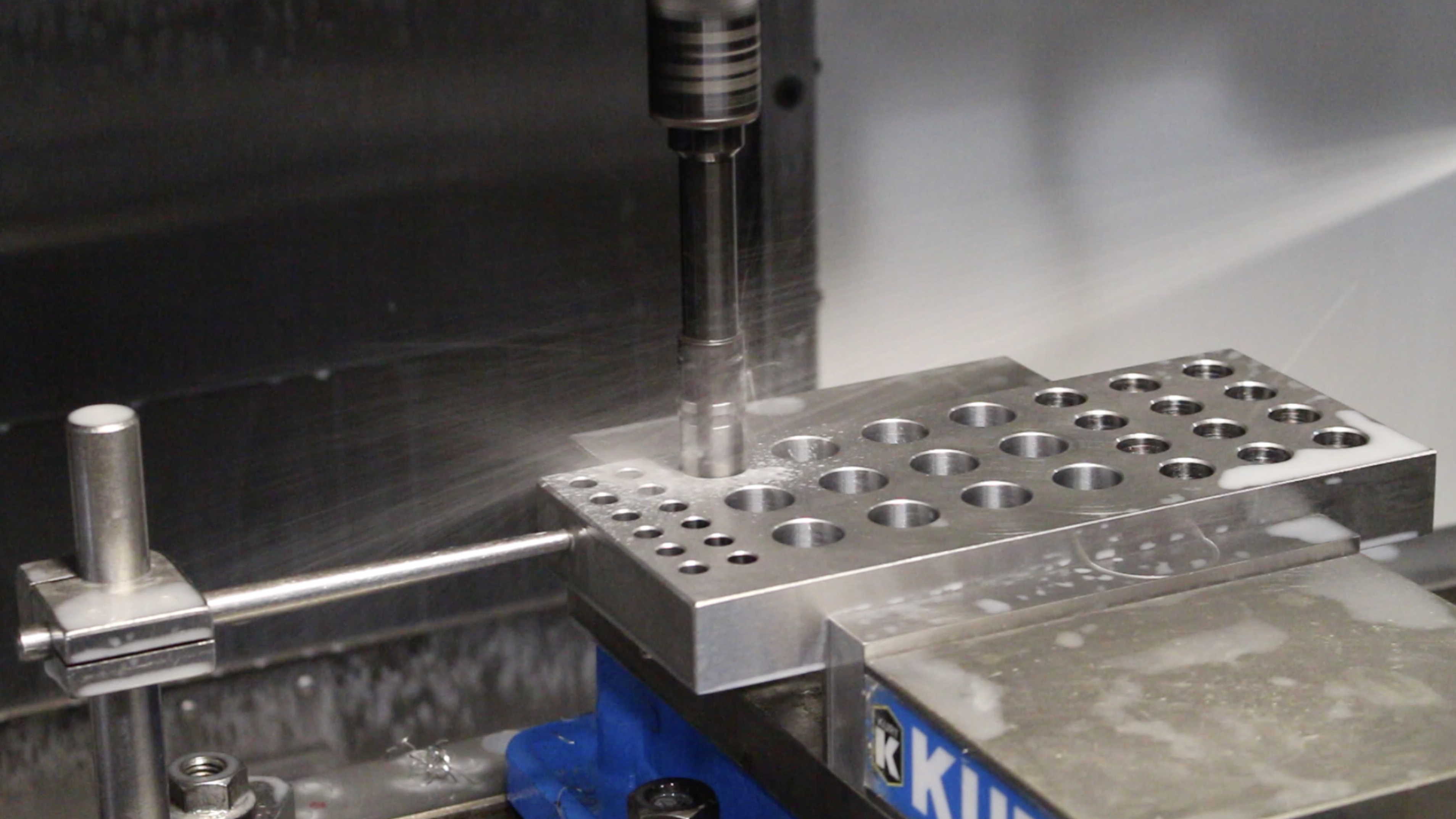 id-multi-roll-burnishing-tool-application-with-lubricant ID Multi Roll Burnishing Tool Application With Lubricant